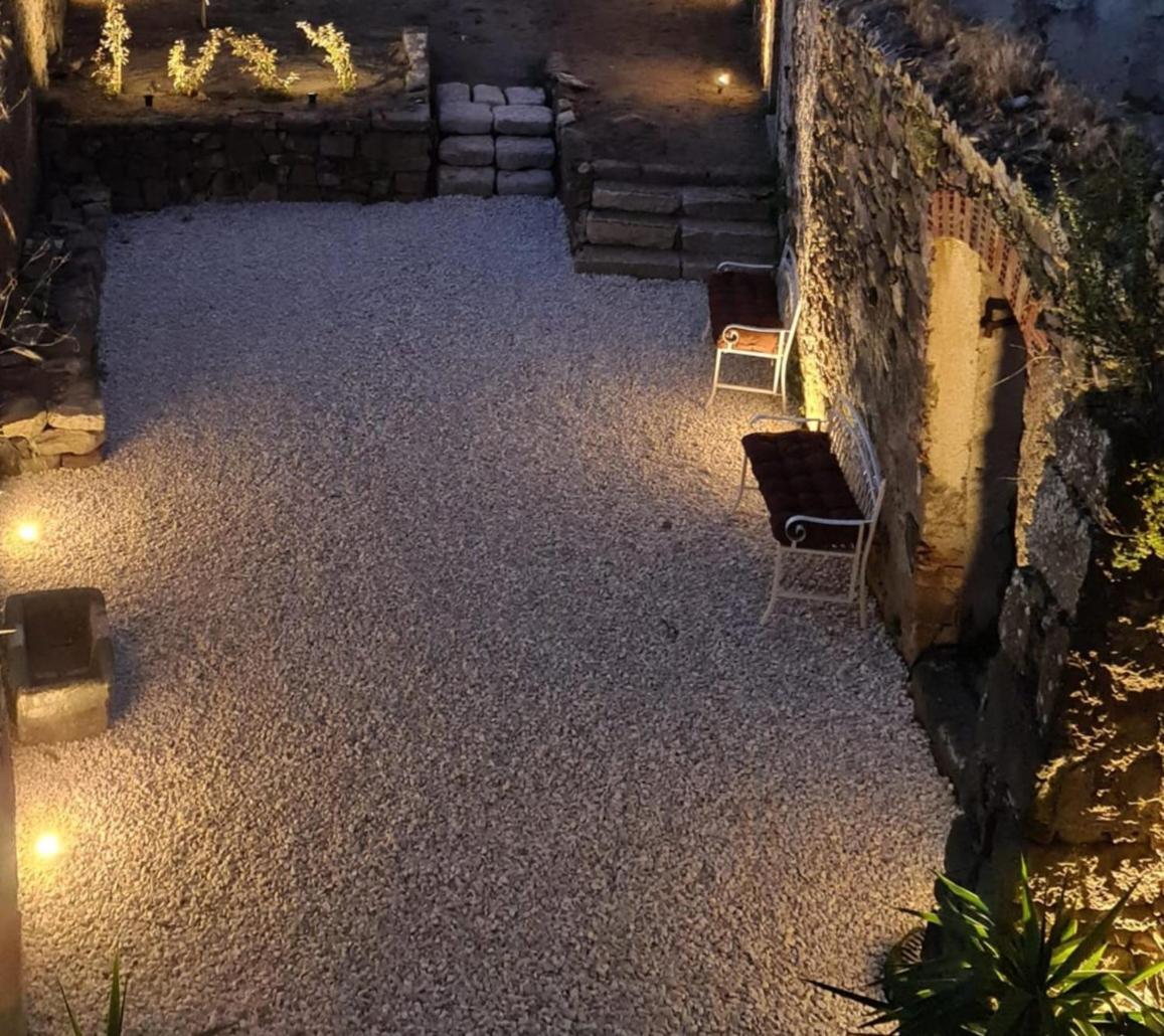 Villa Borgo Santo Stefano à Oschiri Extérieur photo