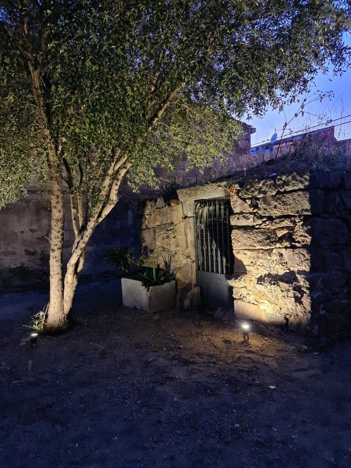 Villa Borgo Santo Stefano à Oschiri Extérieur photo